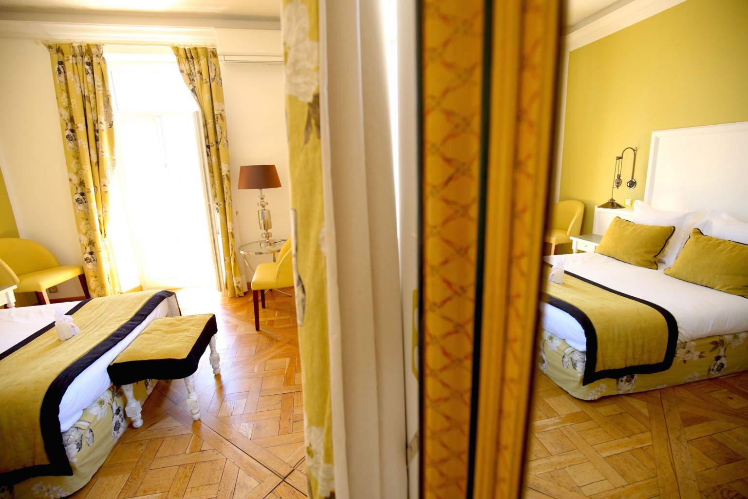 Chambre confort supérieur Hôtel Royal bon repos